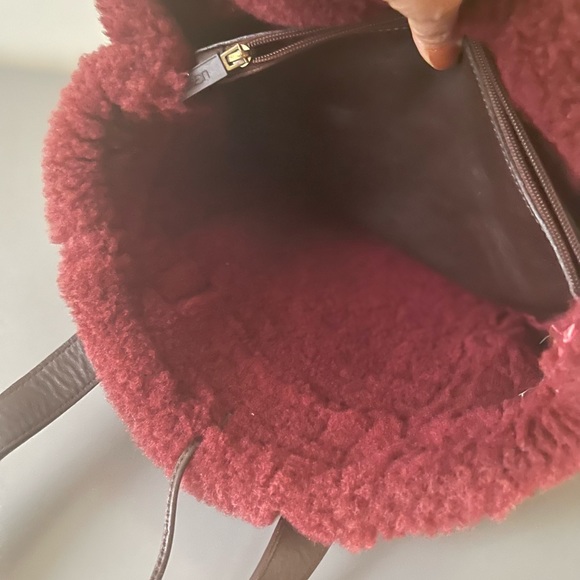 Ugg Shearling Sundance Handbag Purse - maroon - Picture 8 of 8